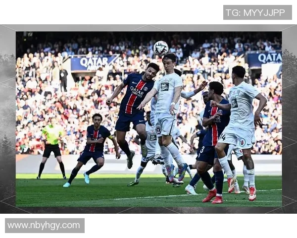 巴黎圣日耳曼与马赛激战再起 争夺法甲桂冠之路再添悬念